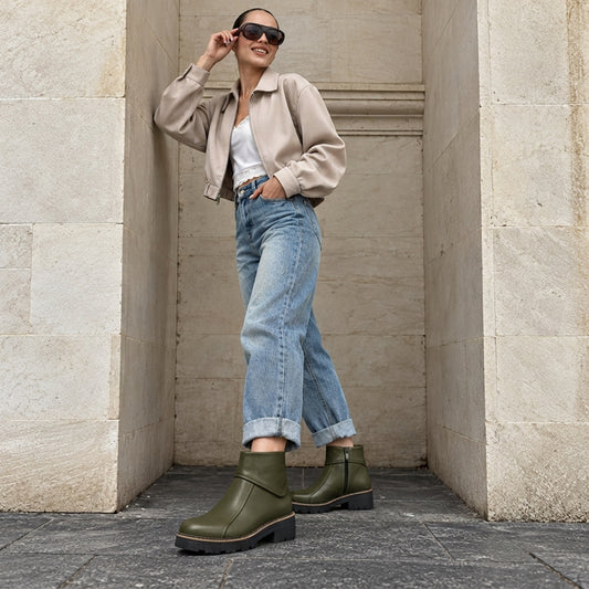 Córdoba – Sculpted Collar Ankle Boots