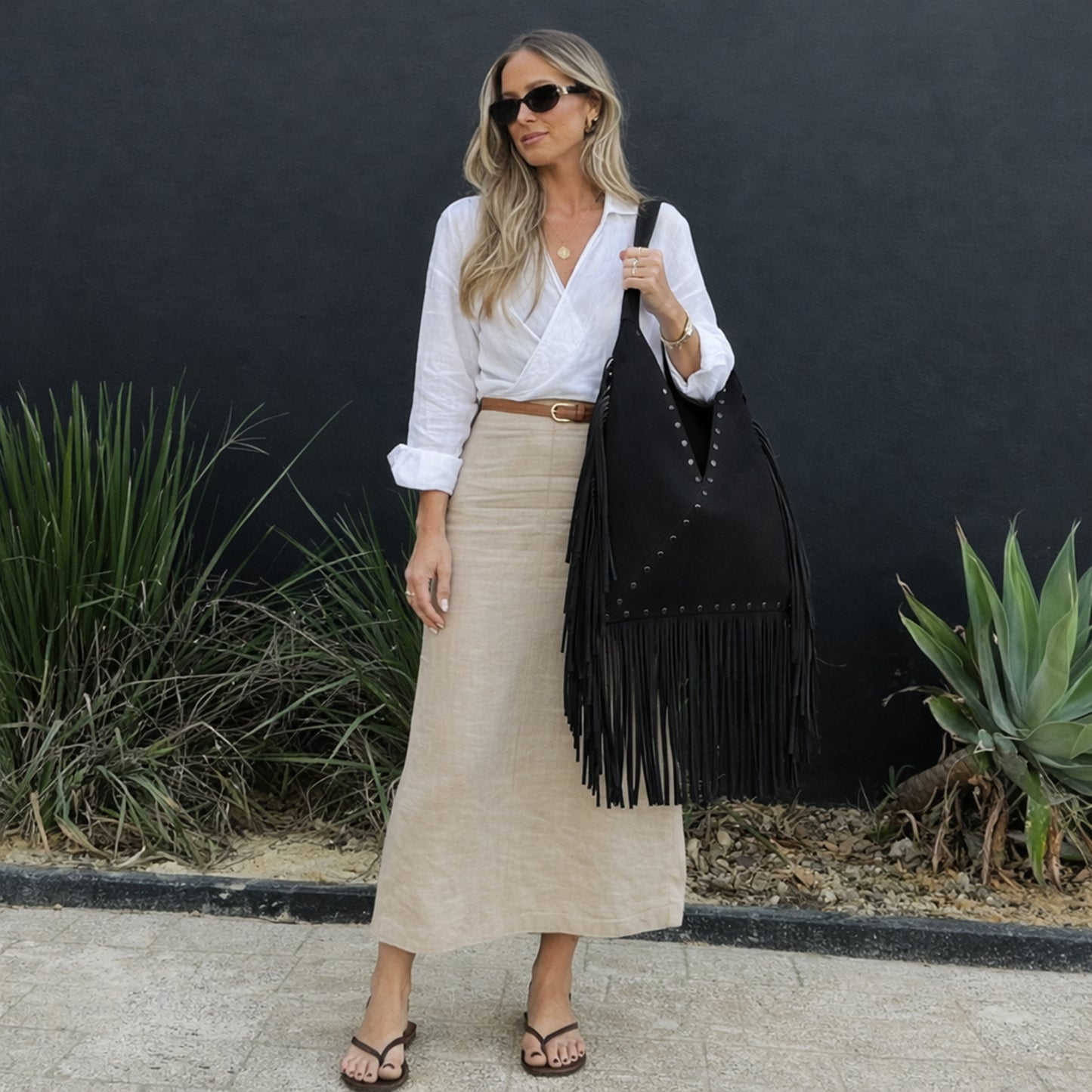 Virella – Fringe Hobo Bag