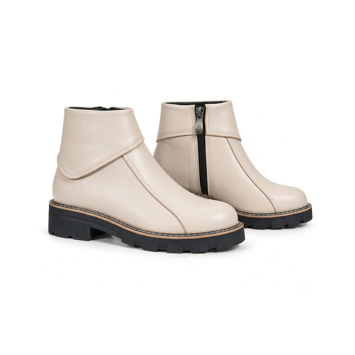 Córdoba – Sculpted Collar Ankle Boots