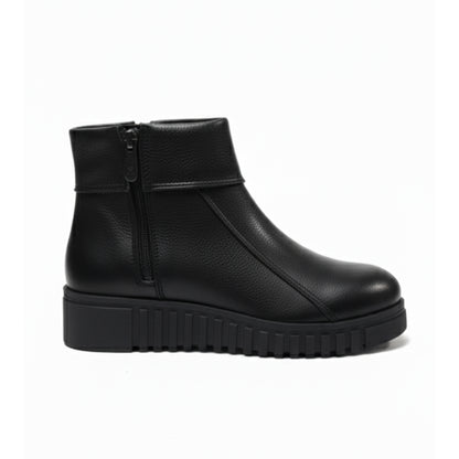 Solid Kicklyn Boot