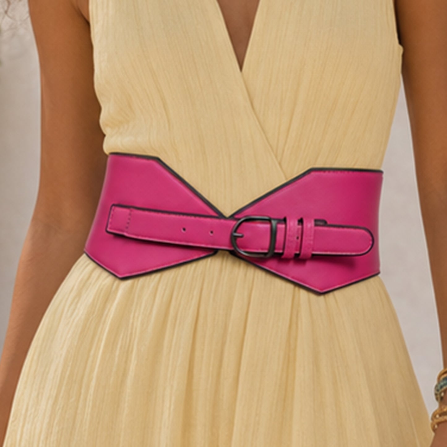Cezra – Wide Waist Belt