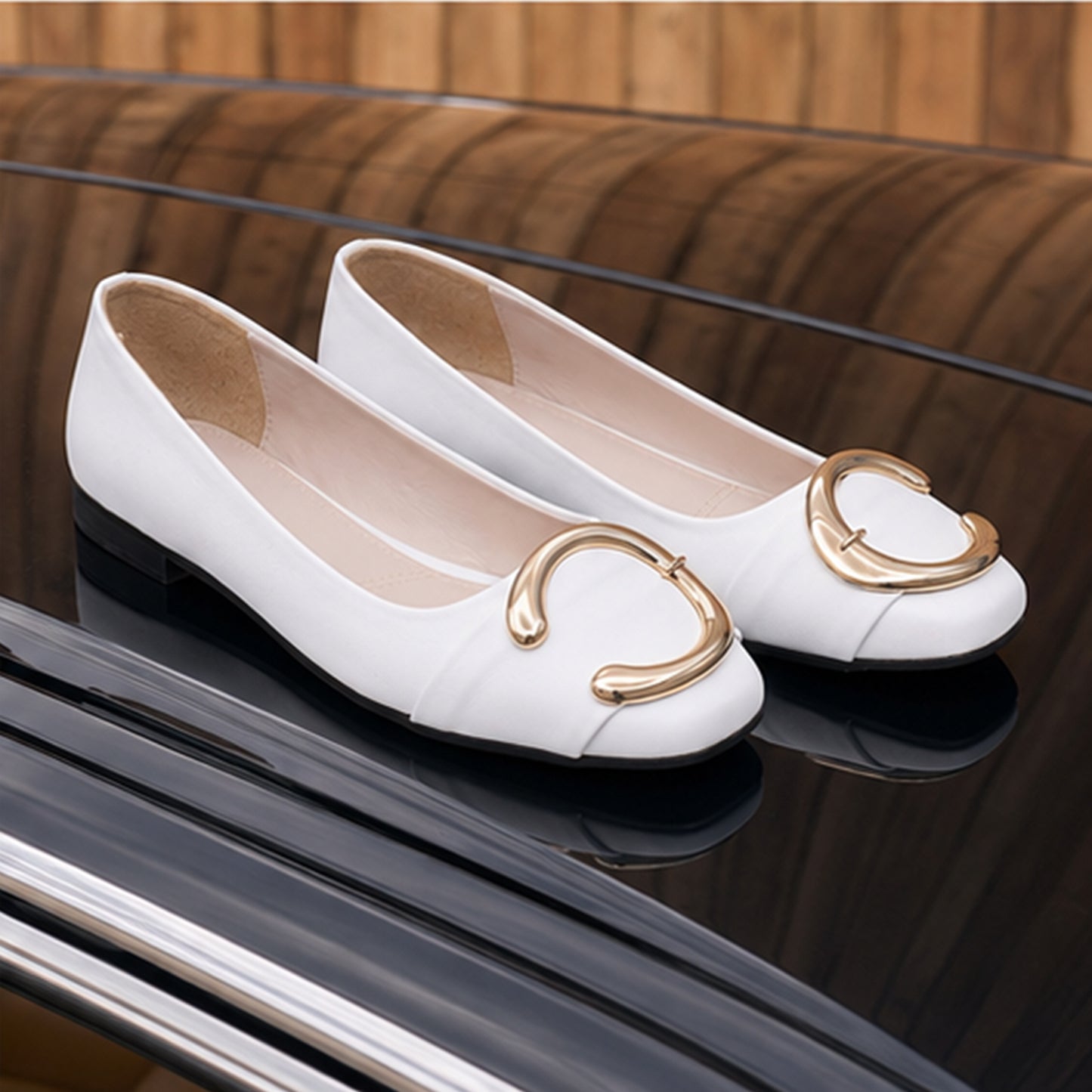 Calyra – Gold Accent Flats